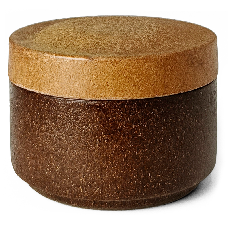 Mocha Brown body, Sandstone lid