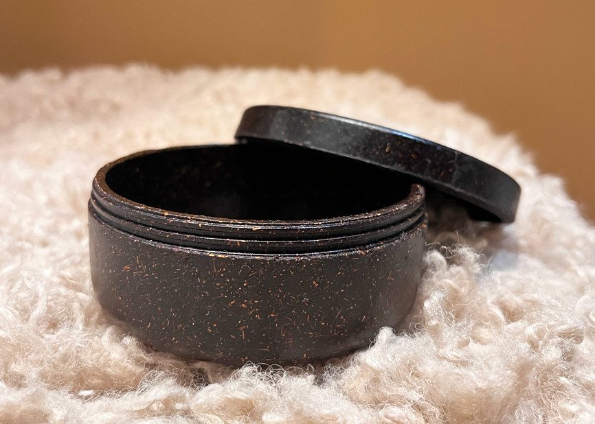 sustainable cosmetics packaging